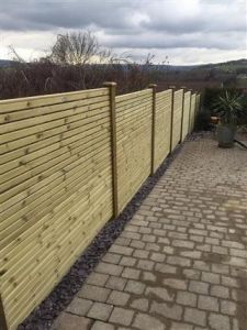 SLATTED SCREEN FENCING TIMBER
